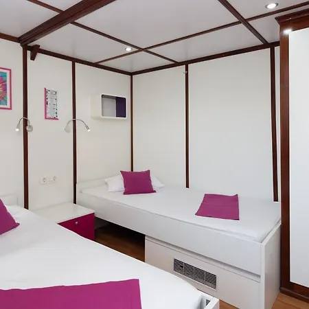 Botel Private Cruise Split
